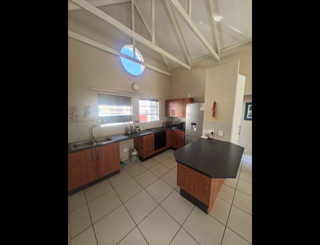 1 BEDROOM APARTMENT FOR SALE IN FERNDALE